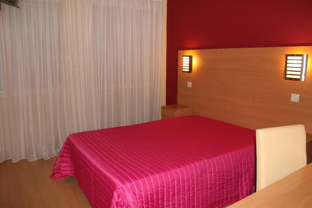Guest House Estrela Порту Номер фото