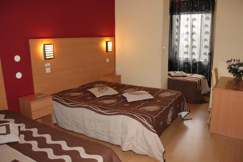 Guest House Estrela Порту Номер фото